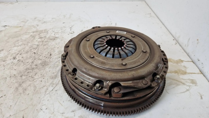 Kytkin kaksoismassavauhtipyörä SAAB 93 9-3 2.8T V6 XWD 55562133