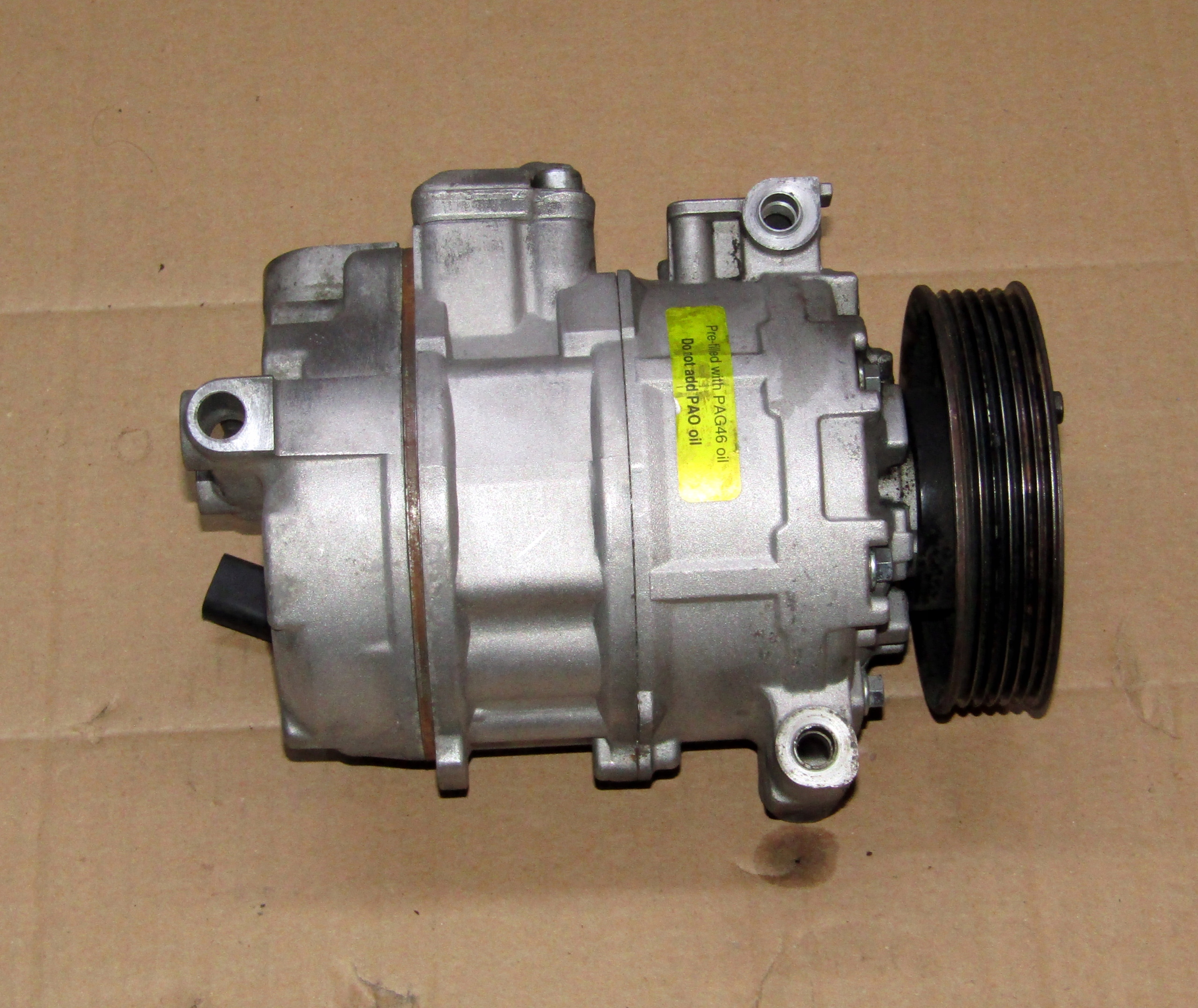 Ilmastointikompressori Skoda Octavia II Lift. 1.4TSI 890632 image 3