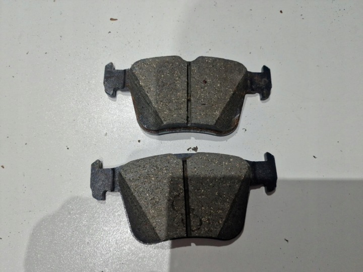 VW AUDI SKODA SEAT 5Q remblokken set