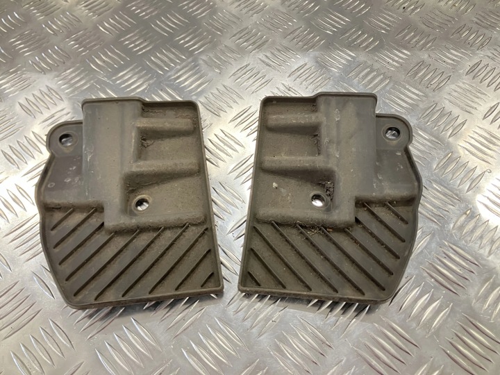 Taka-allas taka vasen oikea Honda CR-V V 18-