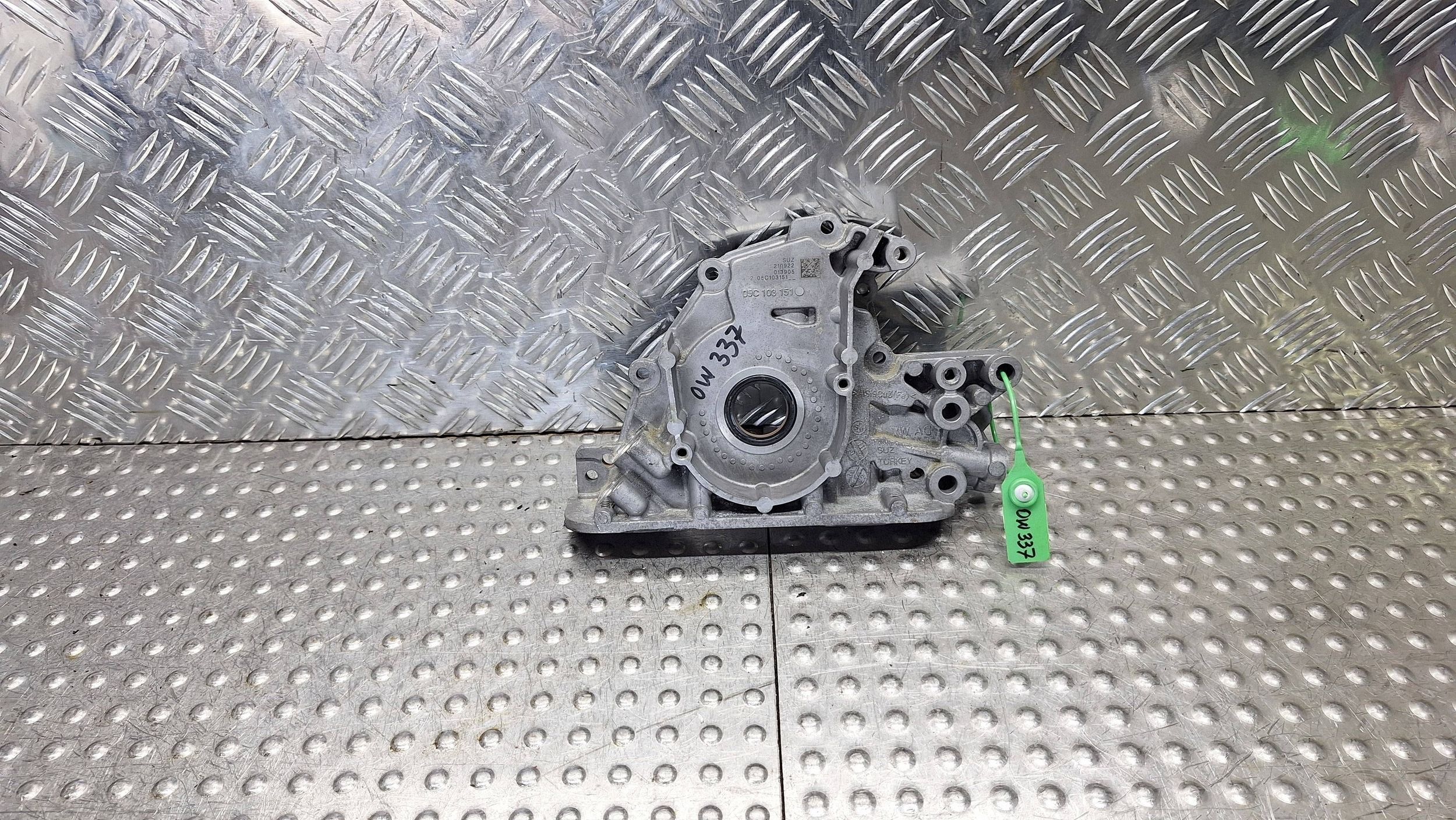 VW TAIGO 1.0 TSI - JOINT D'ARBRE 05C103151 image 2