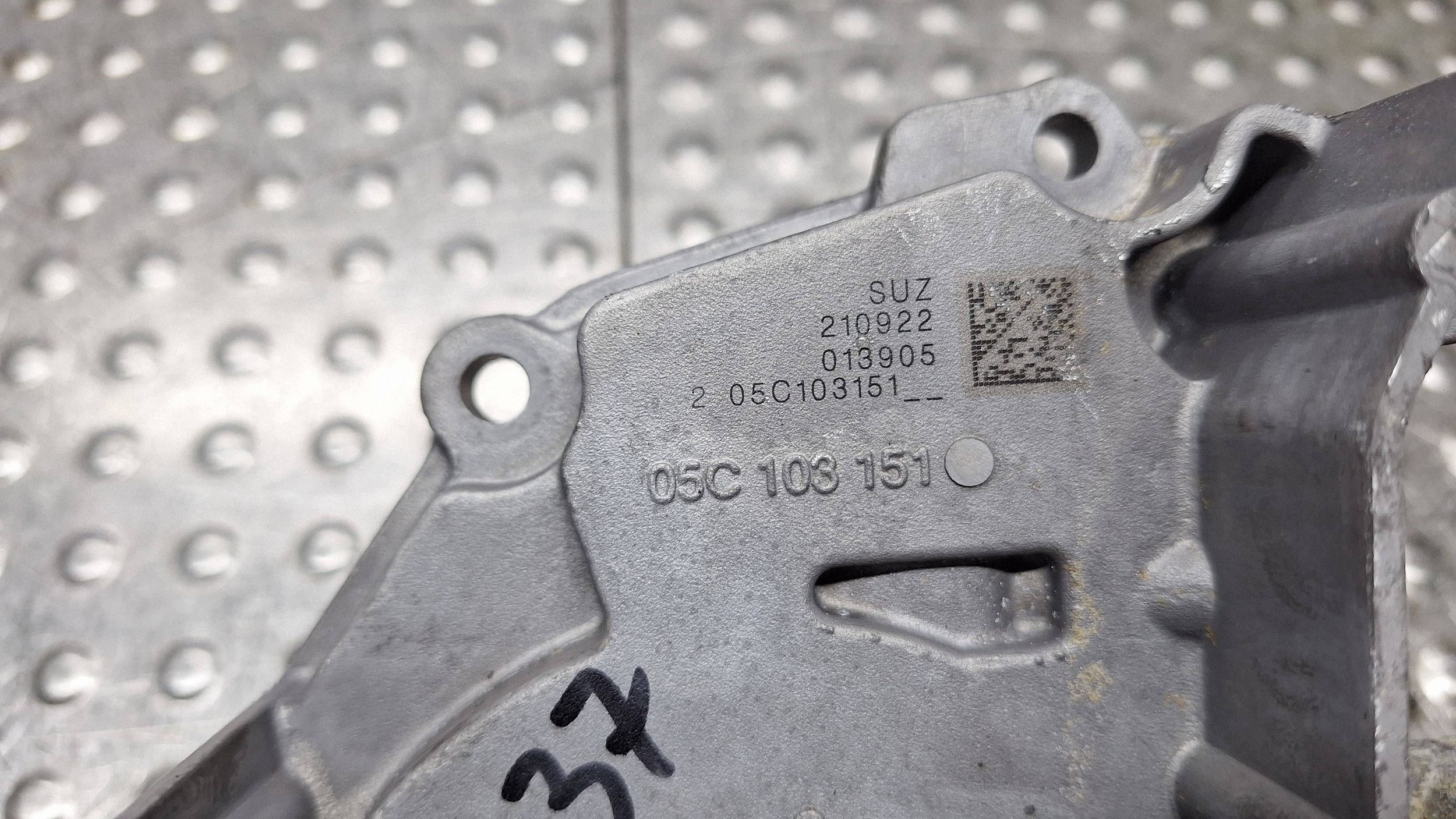 VW TAIGO 1.0 TSI - JOINT D'ARBRE 05C103151 image 5