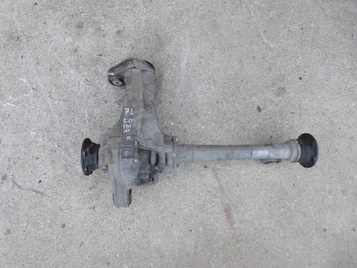 DYFER MOST PRZEDNI VW TOUAREG 7L 5.0TDI 2005r. KUNTOVA