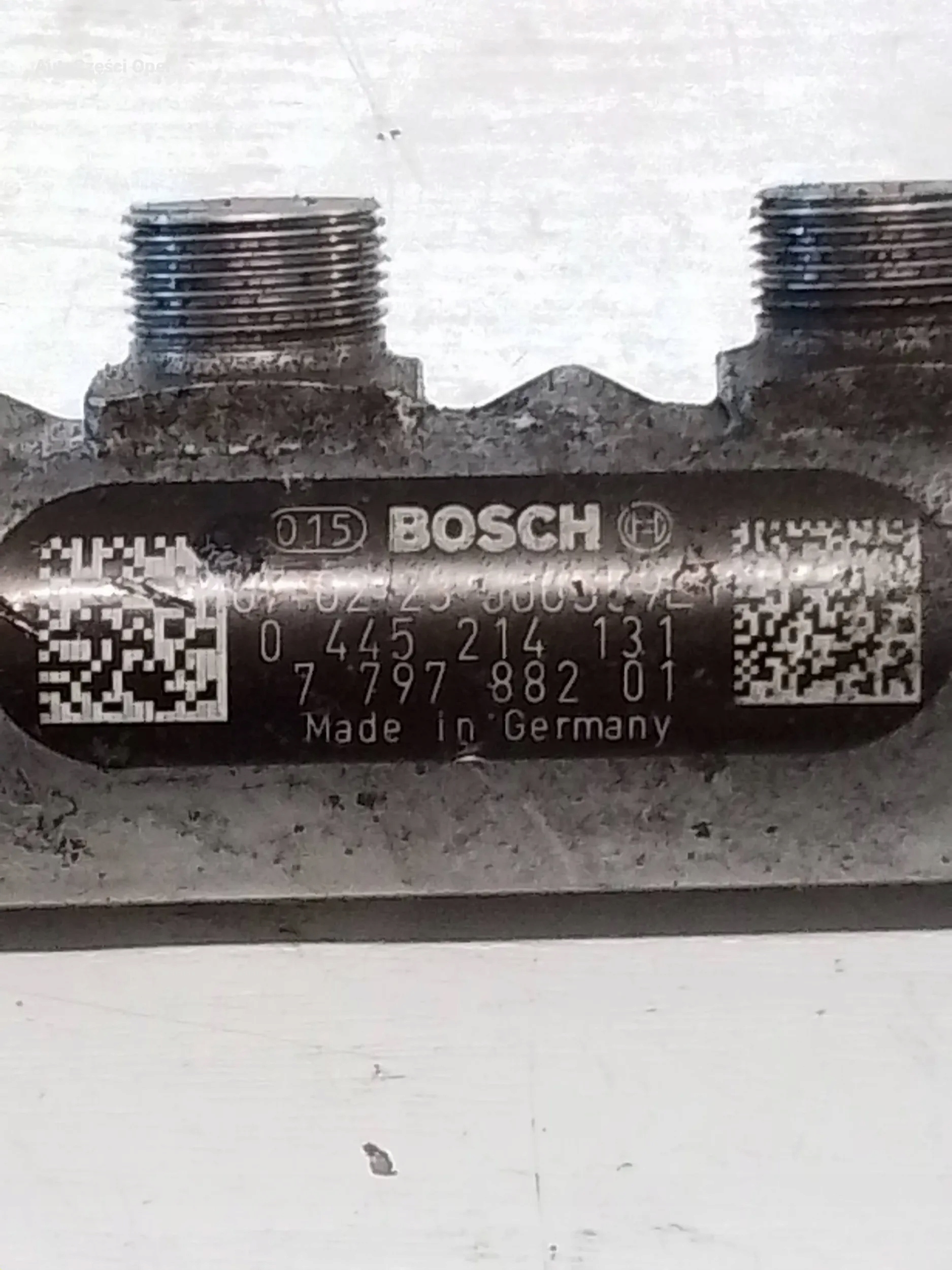 BMW OE 7797882 Insprutningslist Begagnad image 3