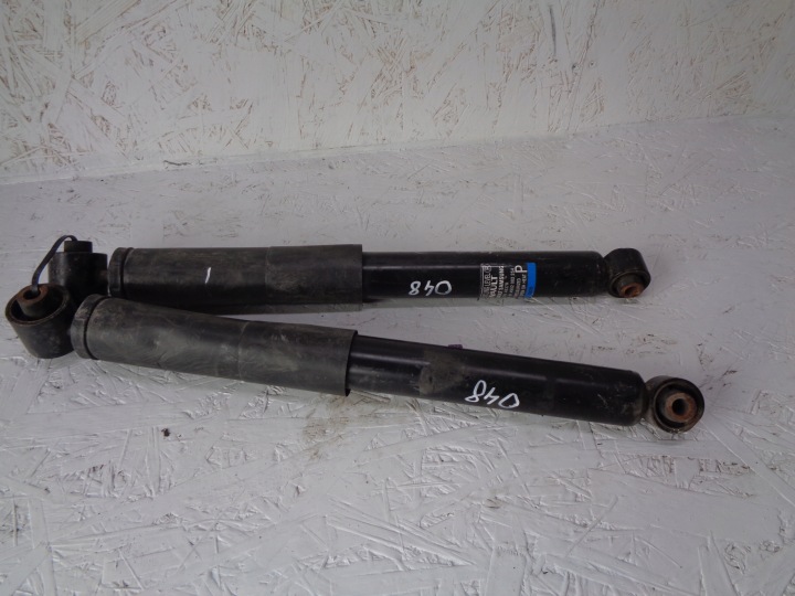 Nissan Qashqai J10 Kadjar Koleos Rear Shock Absorbers 81490200225