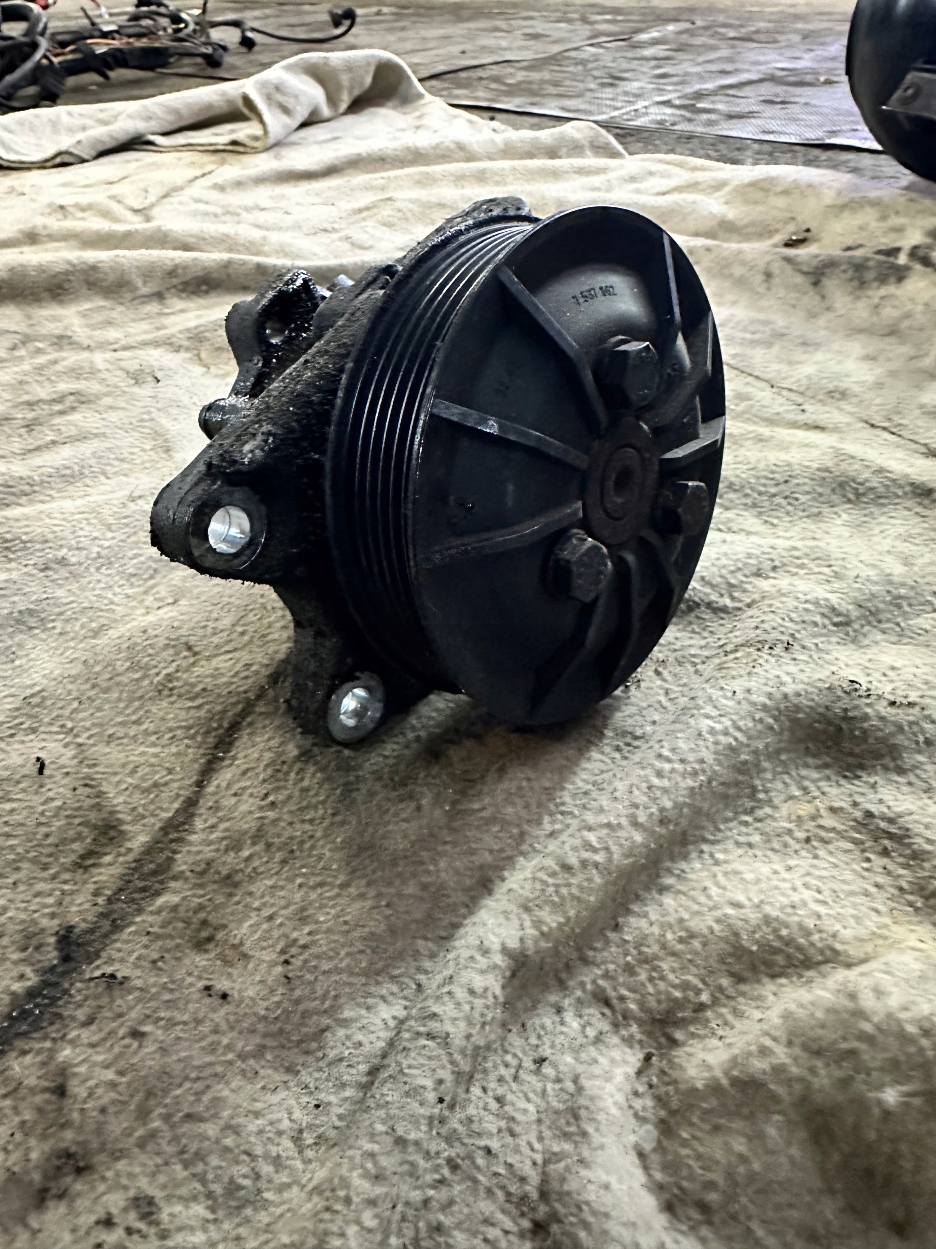 Pompe assistance 7537862 BMW E90 E91 E60 E61 2.5 B image 2
