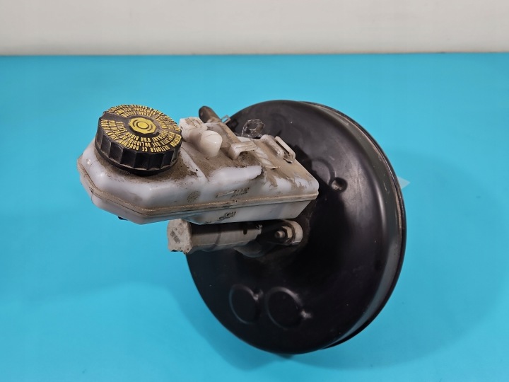 Käytetty jarruvoimavahvistin Toyota Corolla E16 E18 13-19 0204827881