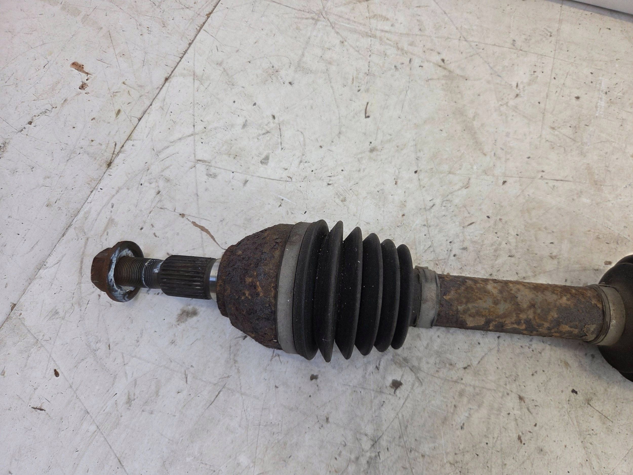 Semi-eixo direito com junta Saab 9-3 93 1.8t 2.0t 2.0T AERO OE 12801899