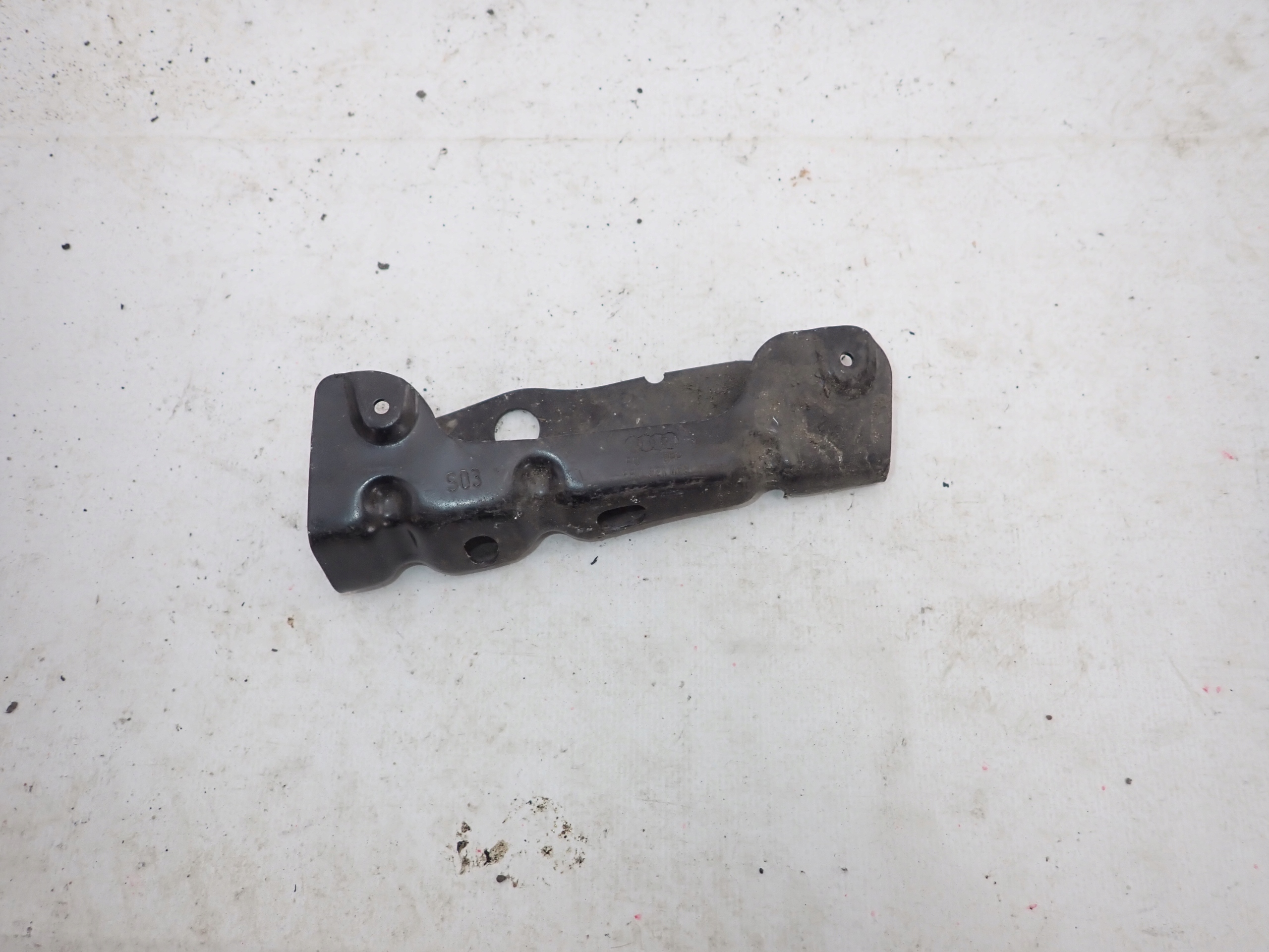 AUDI Q5 I 1 8R 08-16 SUPPORT FIXATION Aile DROITE image 4