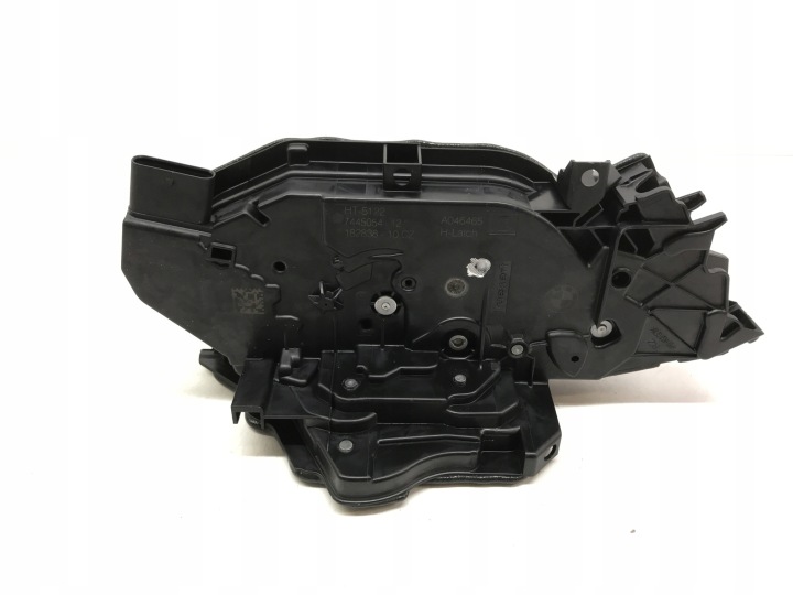 BMW 3 G20 G21 2020 Oikea takaluukun lukko 7445054