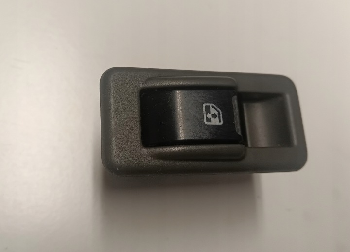 Mitsubishi Pajero V43 V30 Montero MB781916 Ikkunasäätimen kytkin