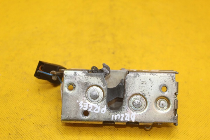 Mercedes-Benz A6387300335 sliding door lock