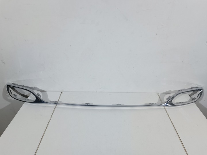 Listra Cromada Para-choque Traseiro MERCEDES C CLASSE W206 21- A2068854900