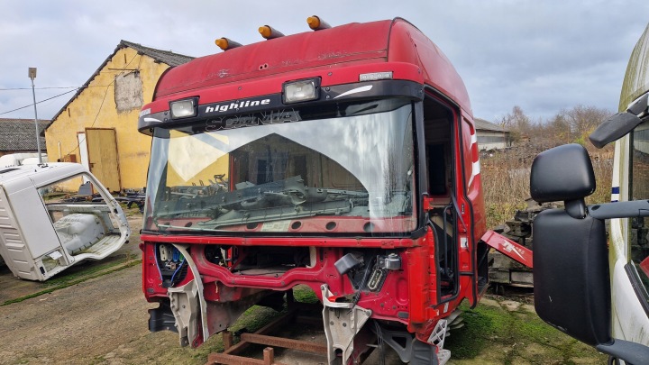 Vaurioitumaton ohjaamo iso säilytyslokero Scania R