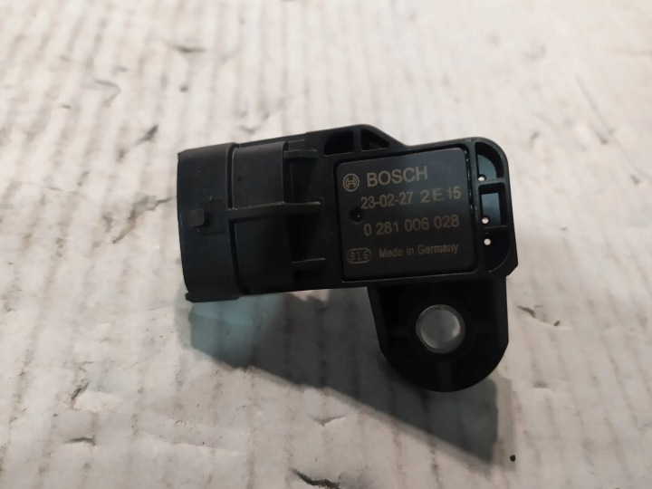 Boost Pressure Sensor Alfa Romeo Giulietta 2302272E15