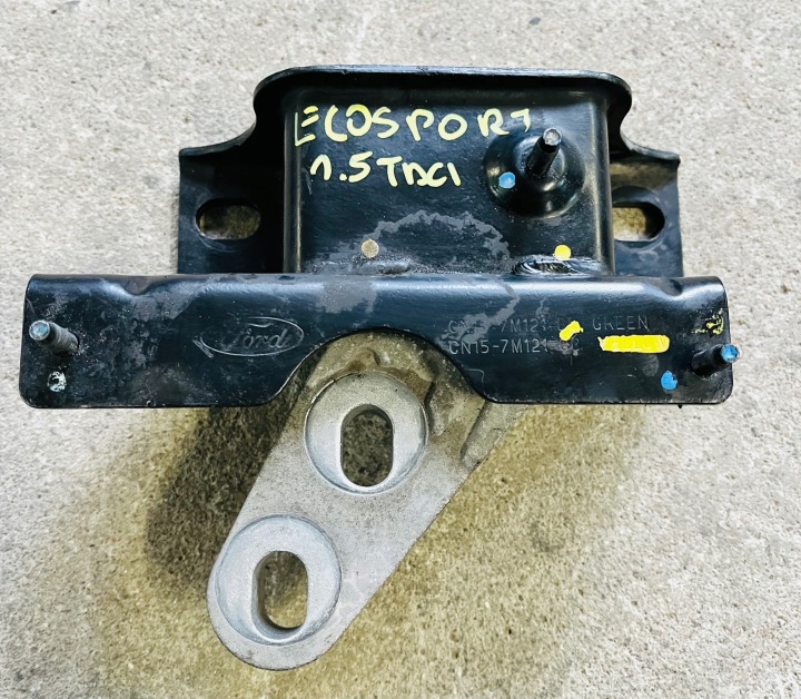 Ford OE CN15-7M121-CB engine mount bracket