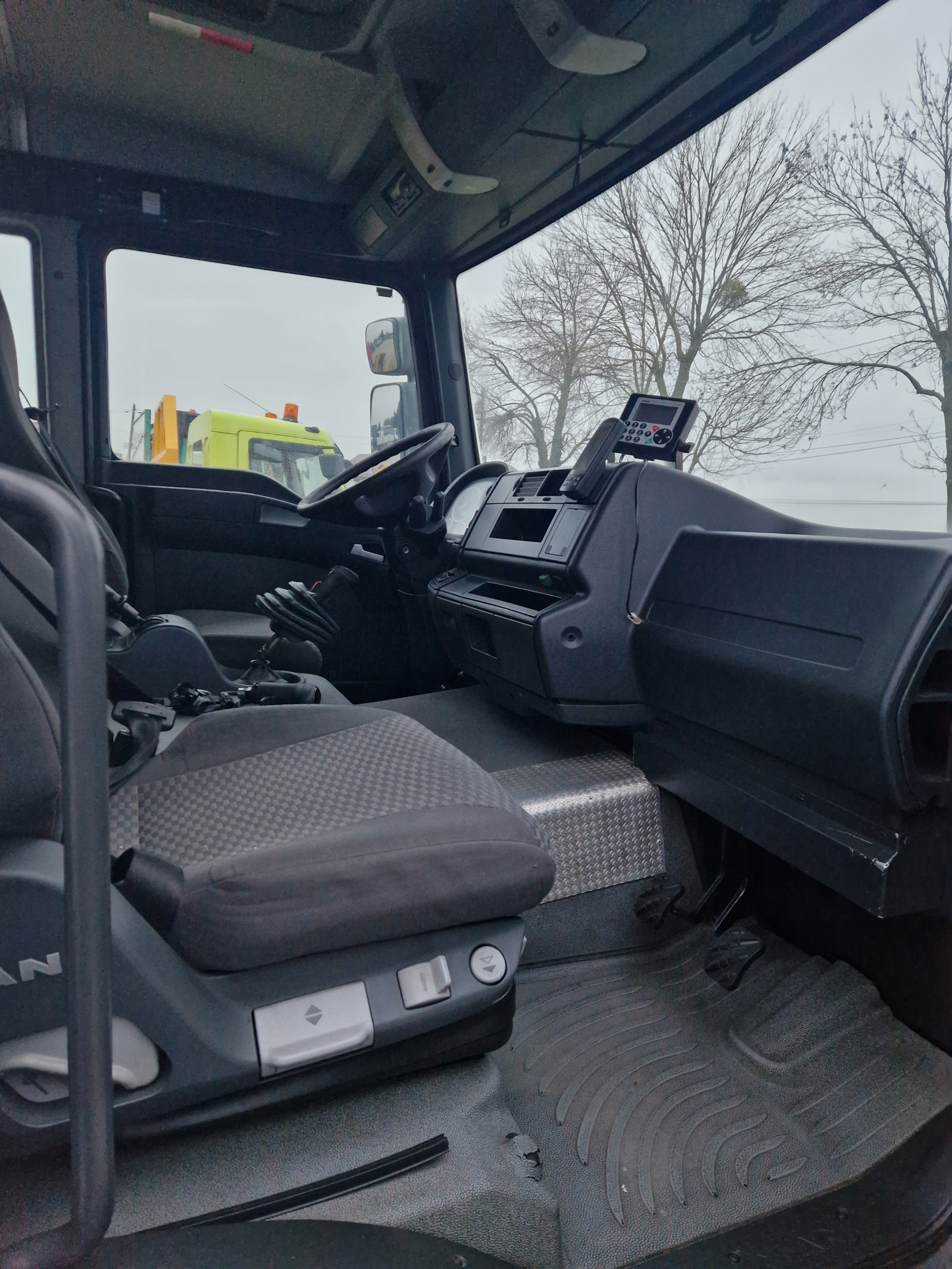 Kabine DOKA Doppel MAN TGM 4x4 F99L/R57 F99L57 Doppelkabine Komplett image 4