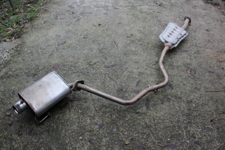 Mittelschalldämpfer Endschalldämpfer Subaru Forester IV SJ LIFT 2.0R 44300SG010