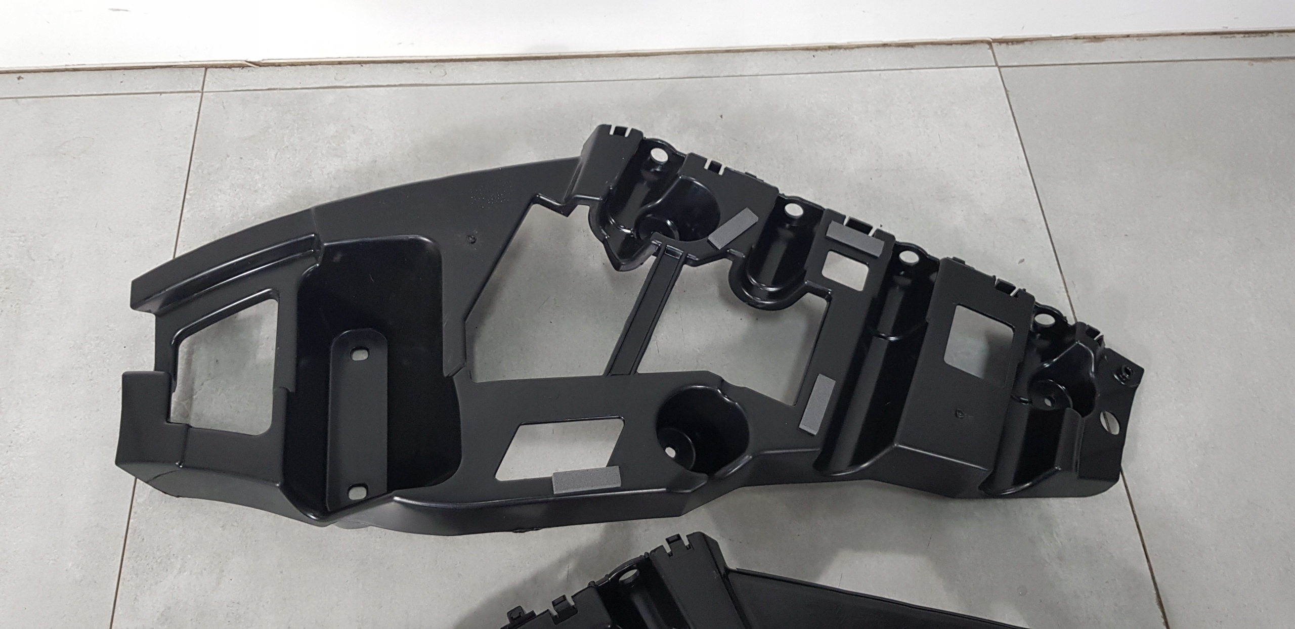 Renault Koleos II Bumper Slide Right Left Rear 850443718R 850459576R