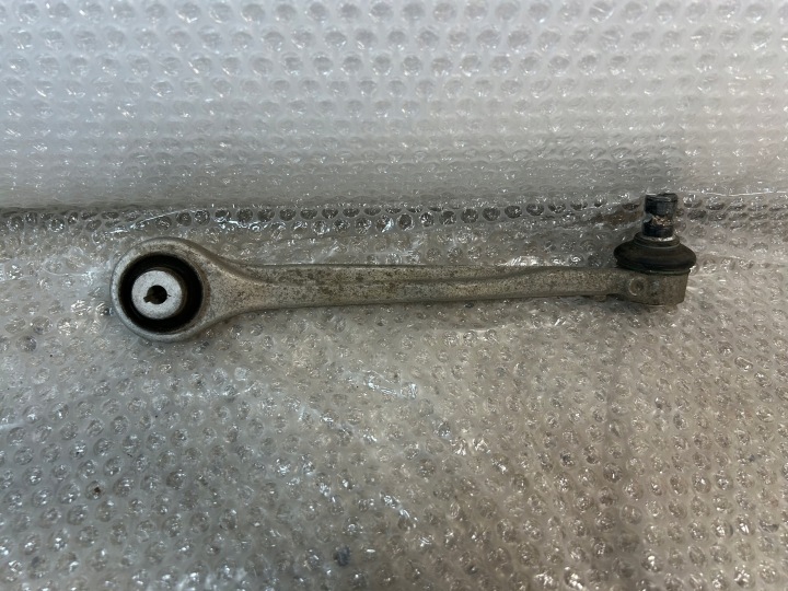 AUDI Q7 4M 4M0407505C Etuvarsi vasen OE