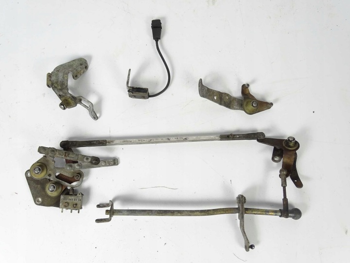 Mercedes S klasse W126 2.8 gaskabel compleet A0025450114
