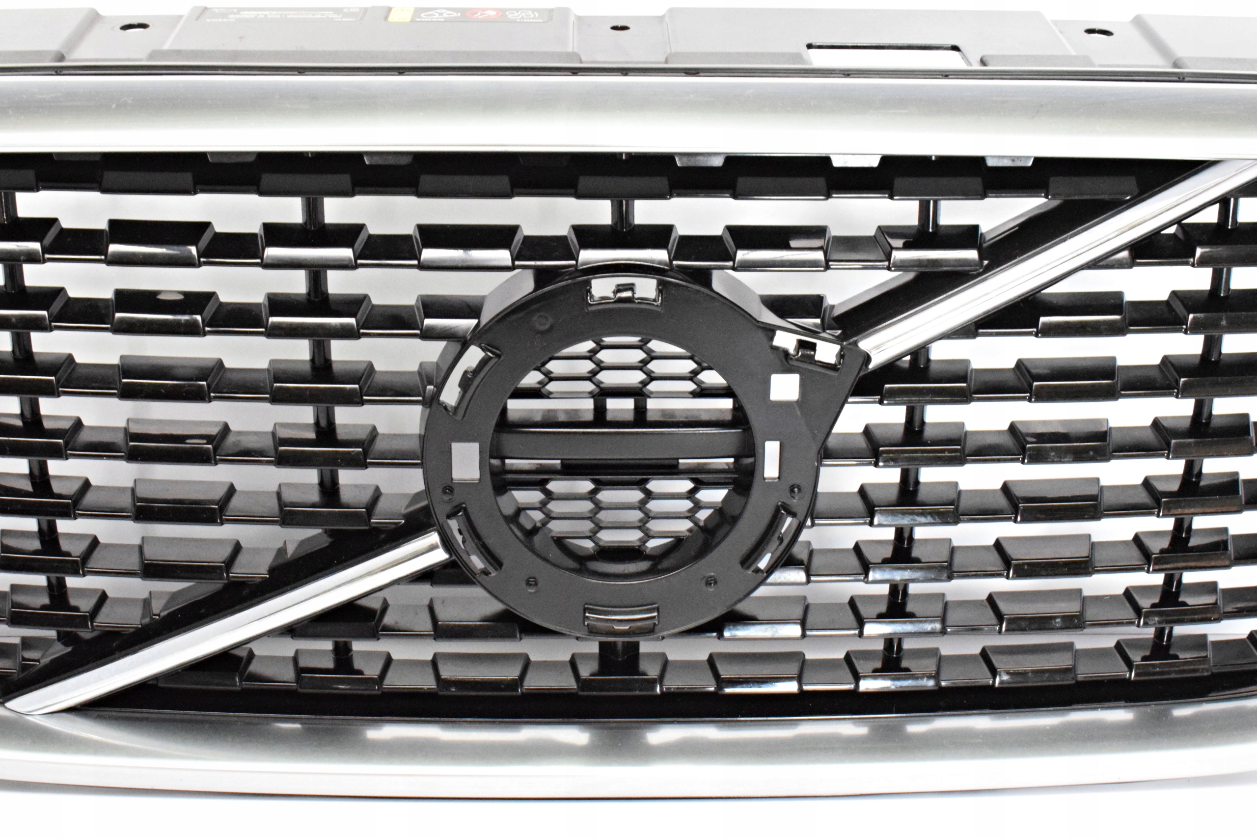 VOLVO XC60 2019 ATRAPA GRILLE R-DESIGN ORIGINAL image 4