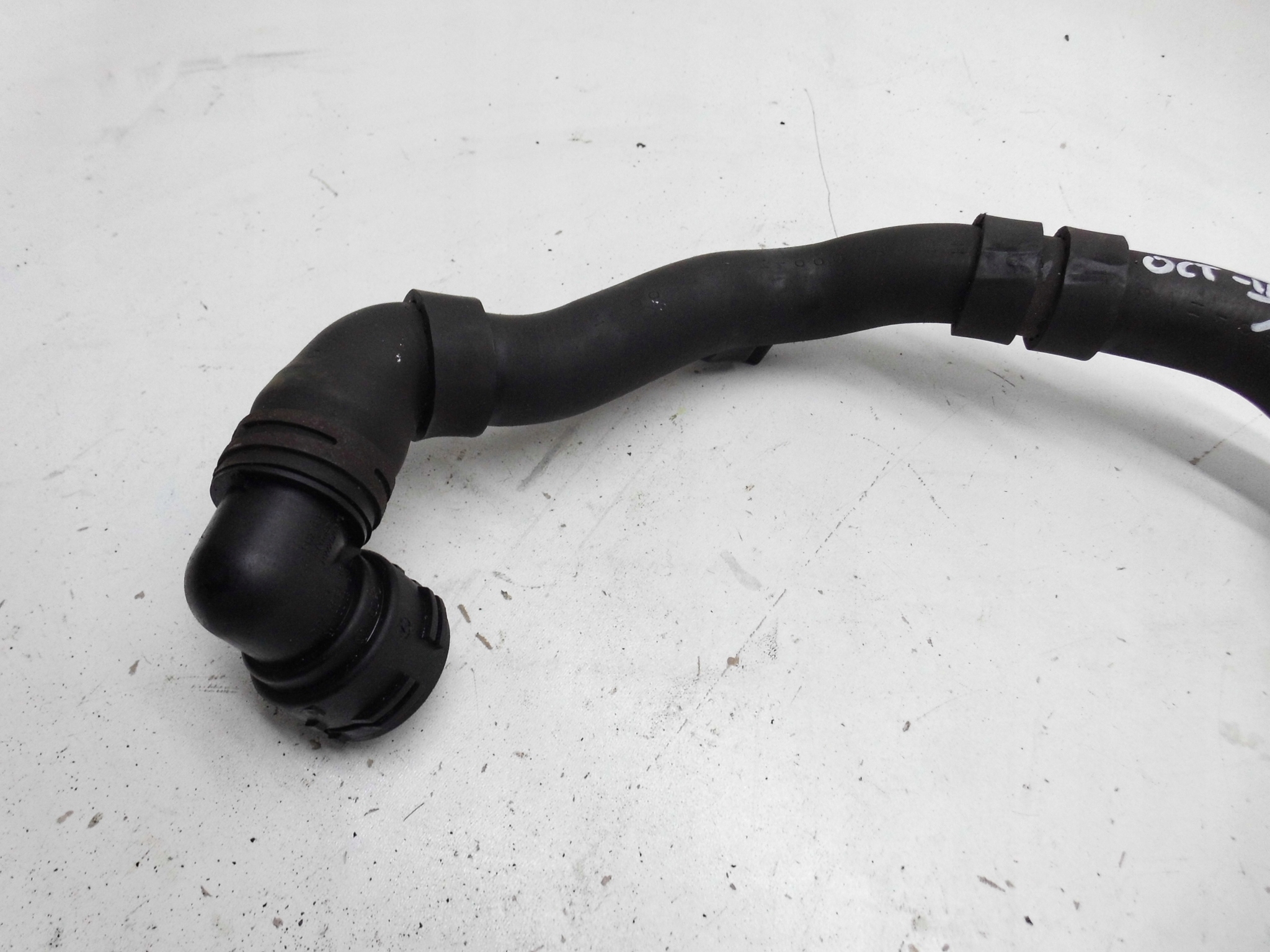 Water Hose 1K0122051FR Octavia Leon II A3 8P Altea Golf VI 1.6TDI CAY DSG