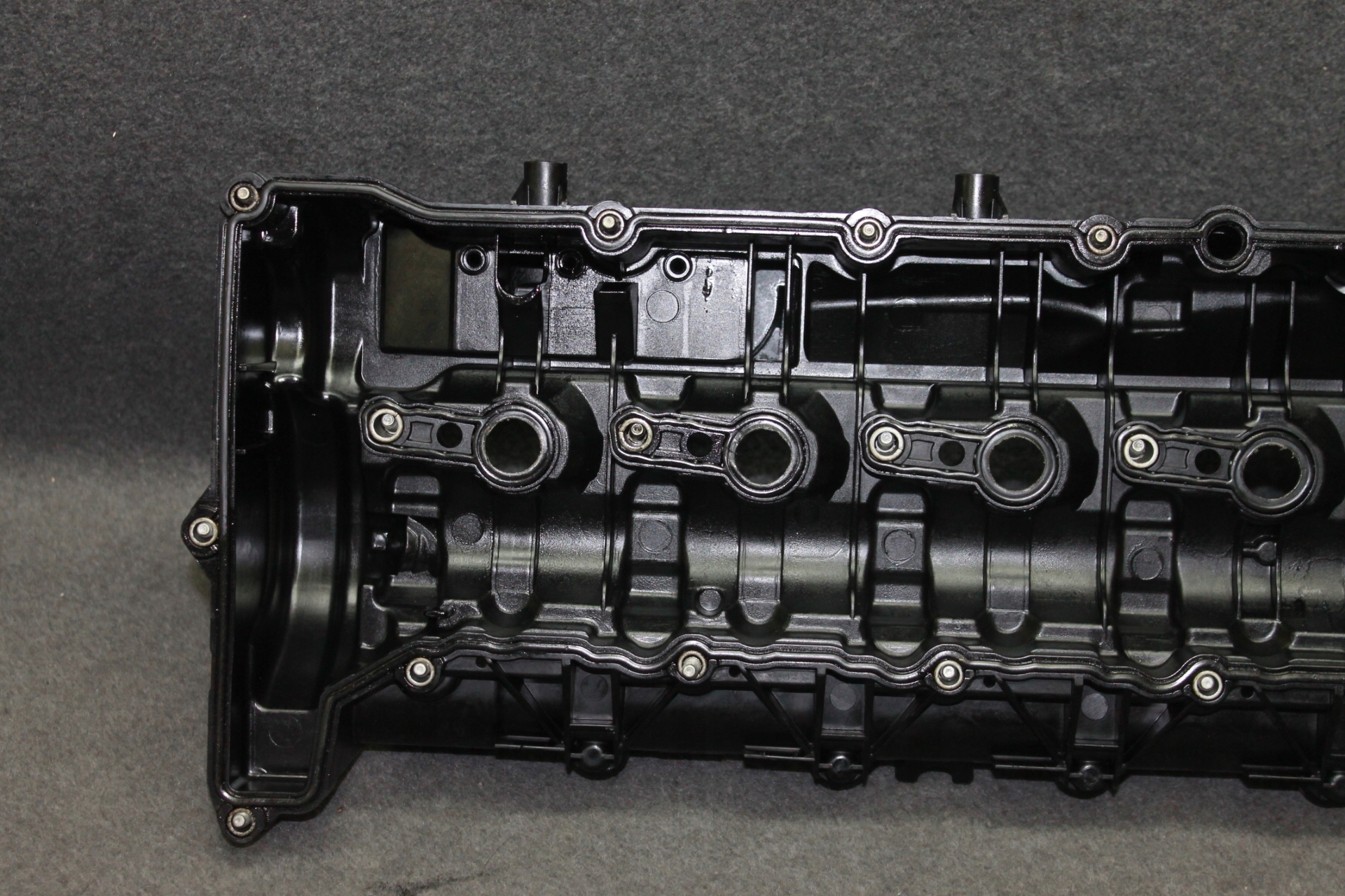 Tapa de Válvulas BMW N57 11128507607 Usada image 6