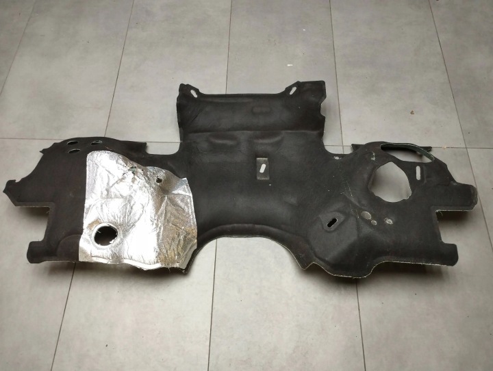 Volkswagen Amarok II äänieriste väliseinä 2HJ863353P