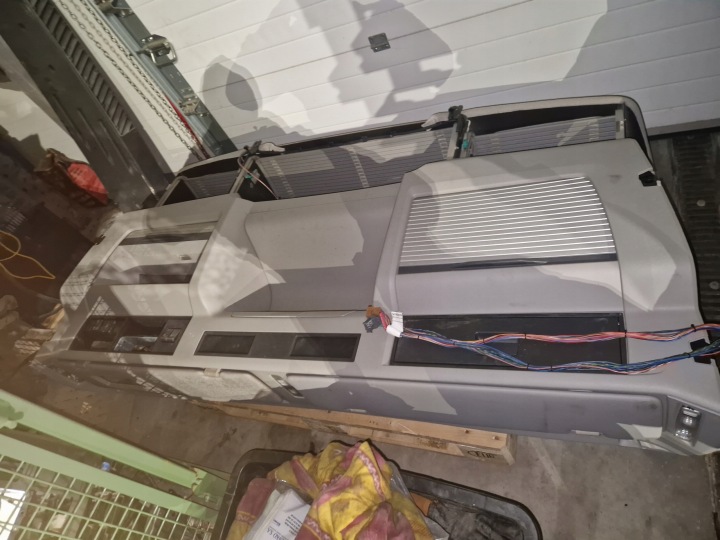 Ylähylly Lokero VOLVO FM 11 13 FMX Glob Lift Euro 5 FM11 FM9 FM13