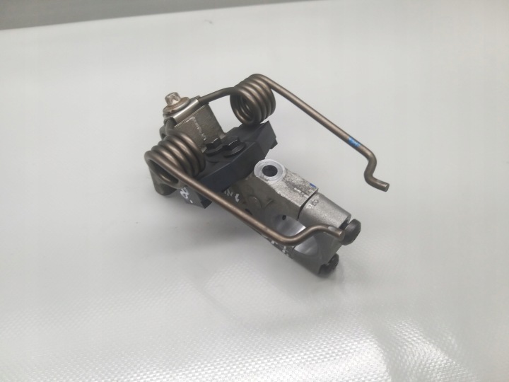 Sillan alusta laakeri akseli MINI ONE R55 R56 1.6 VTI N12B16AA 5F01 7570013