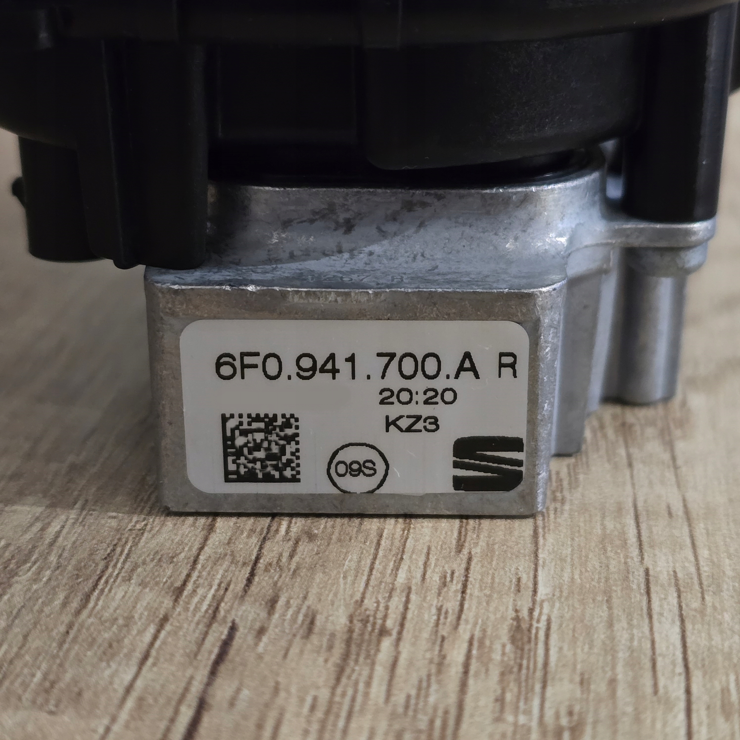Feu antibrouillard SEAT 6F0941700A droit occasion image 6