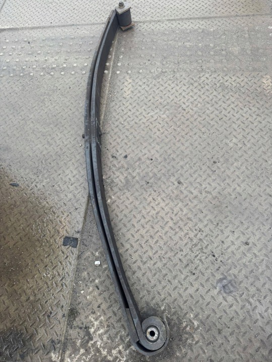 Etujousi IVECO STRALIS 13-20 Euro 6 kaksoisjousi