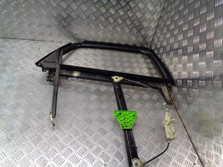 Achterruitbediener P Audi OE 8E0839462