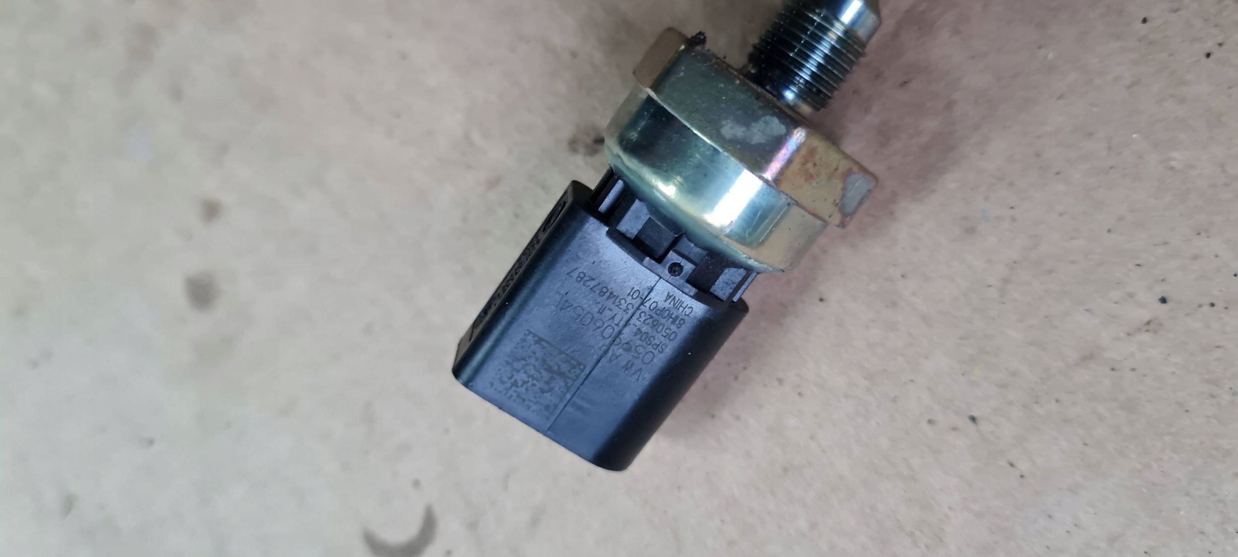 SQ5 80A Q5 LIFT Kraftstoffdrucksensor 3.0 TFSI 059906054L S4 B9 8W S5 image 3