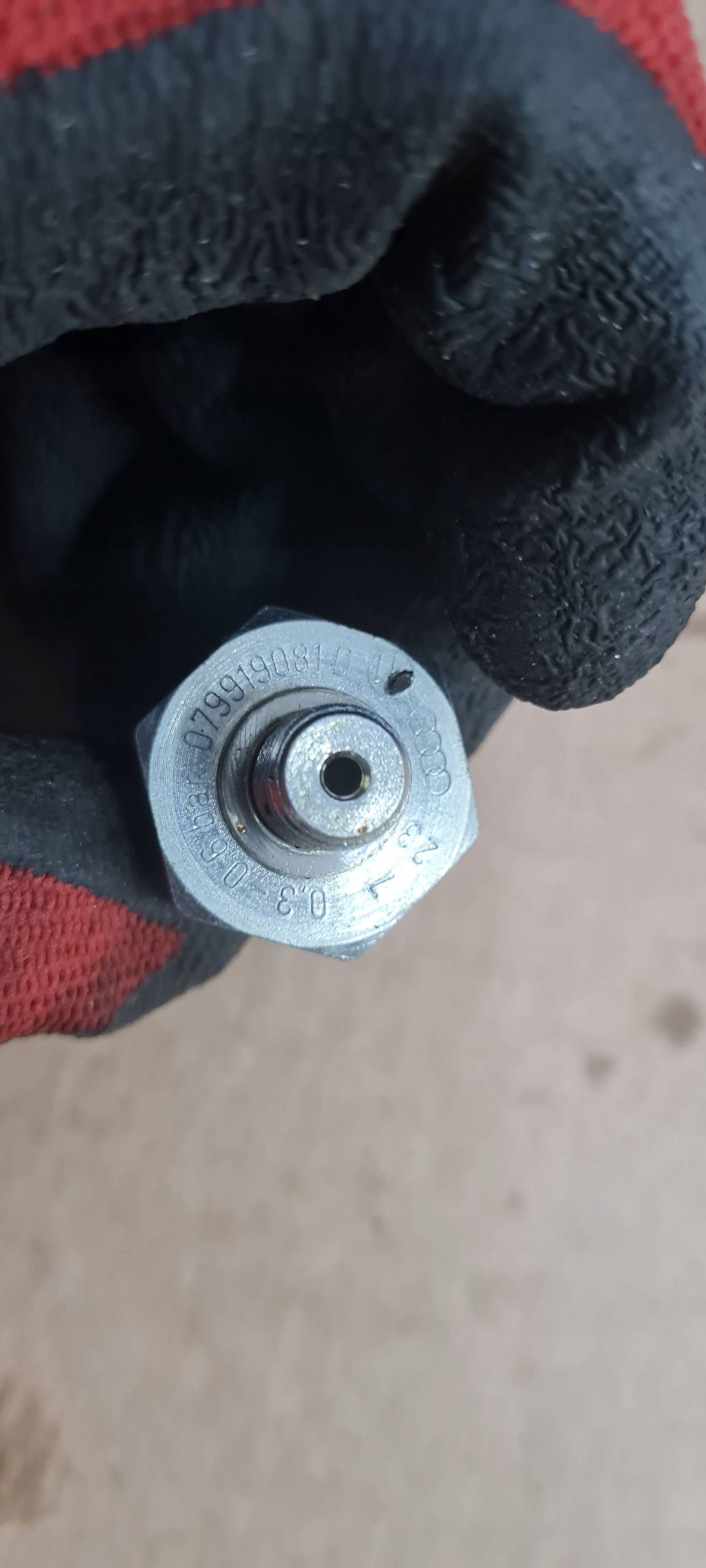 SQ5 80A Q5 LIFT oliedruksensor 3.0 TFSI 079919081D S4 B9 8W S5 Q7 image 10
