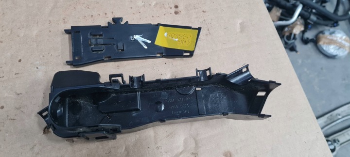 SQ5 80A Q5 Motorinstallationsskena vänster 3.0 TFSI 06M109509M S4 B9