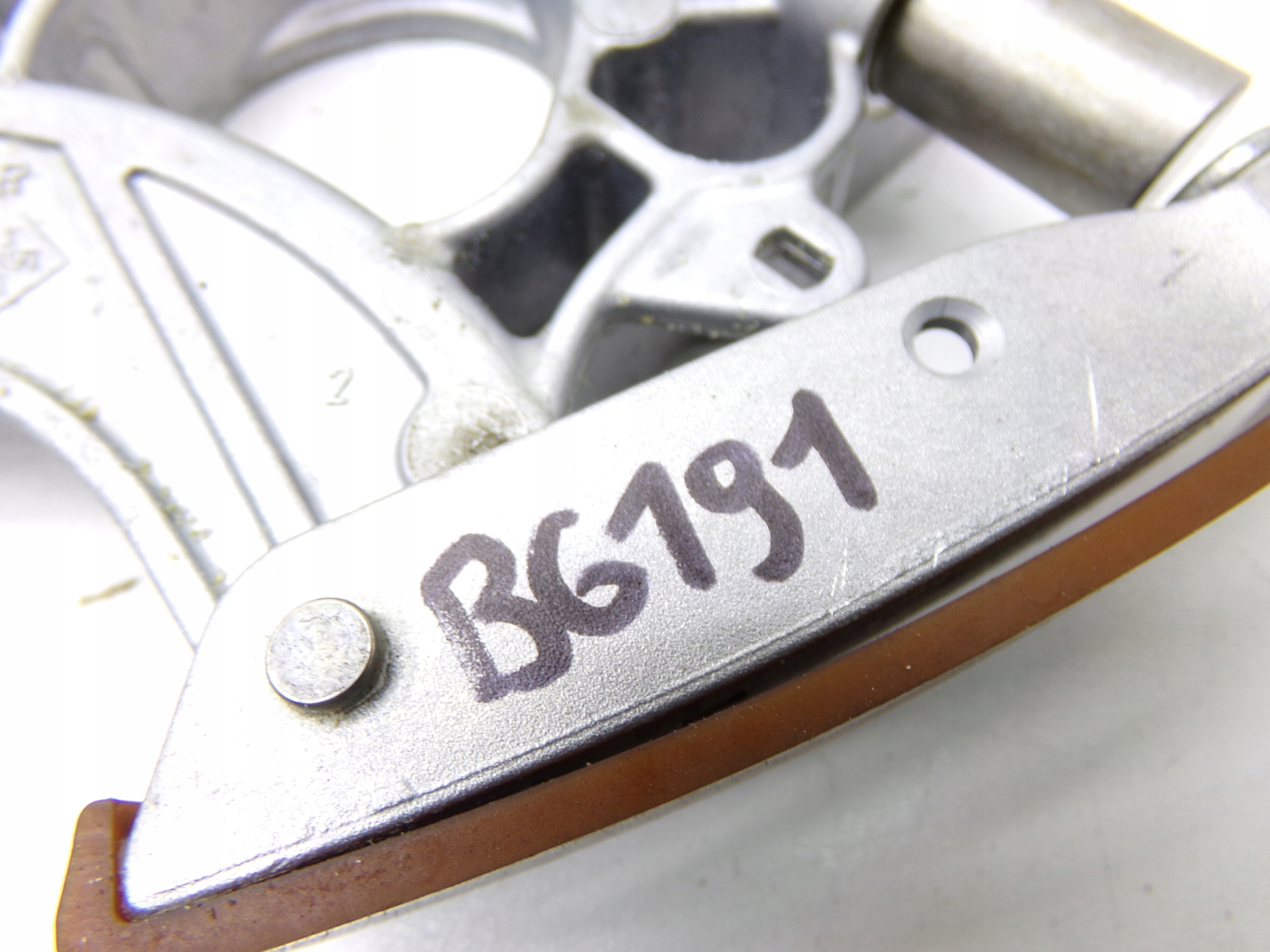 Steuerkettenspanner Audi A6 S5 S6 S8 4.2 5.0 5.2 FSI 079109218R image 5