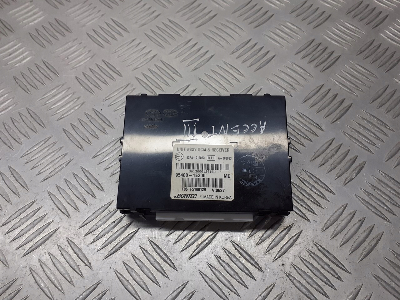 Module BCM Hyundai Accent III 1.5 CRDi 95400-1E300 image 2