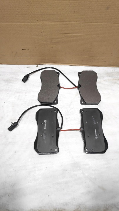 Remblokken voor Audi S6 C7 keramisch P85175