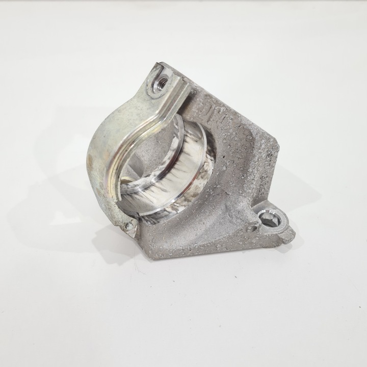 Renault OE 397748189R Achswellenhalterung