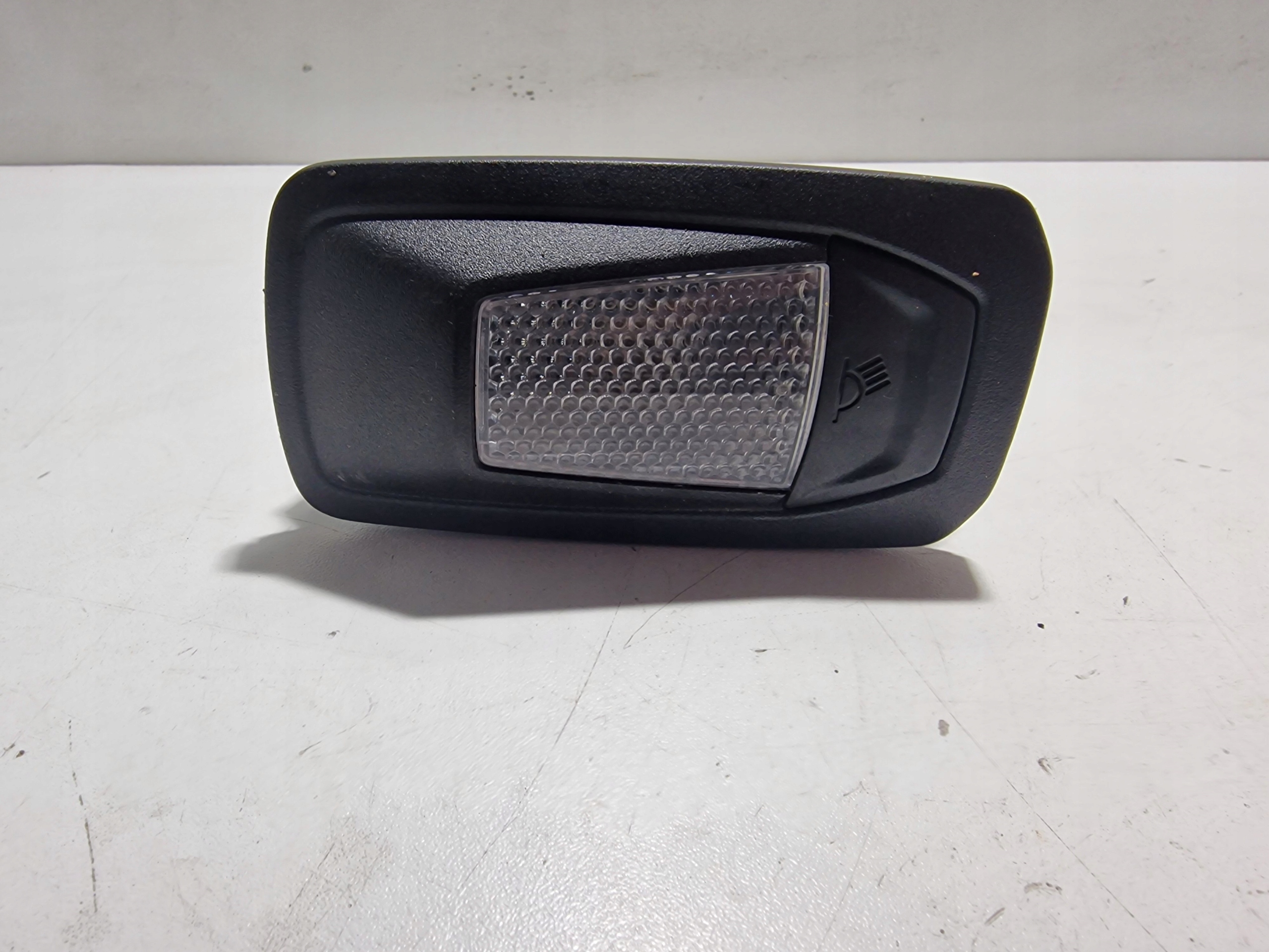 Luz Interior Cabina Scania R S NTG NGS 2038533 image 2