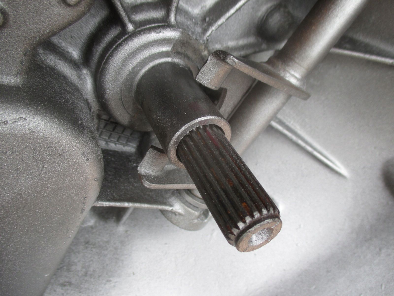 Getriebe Fiat Grande Punto Evo Doblo 500 Tipo II Panda Ford Ka 1.4 8V -300z image 5