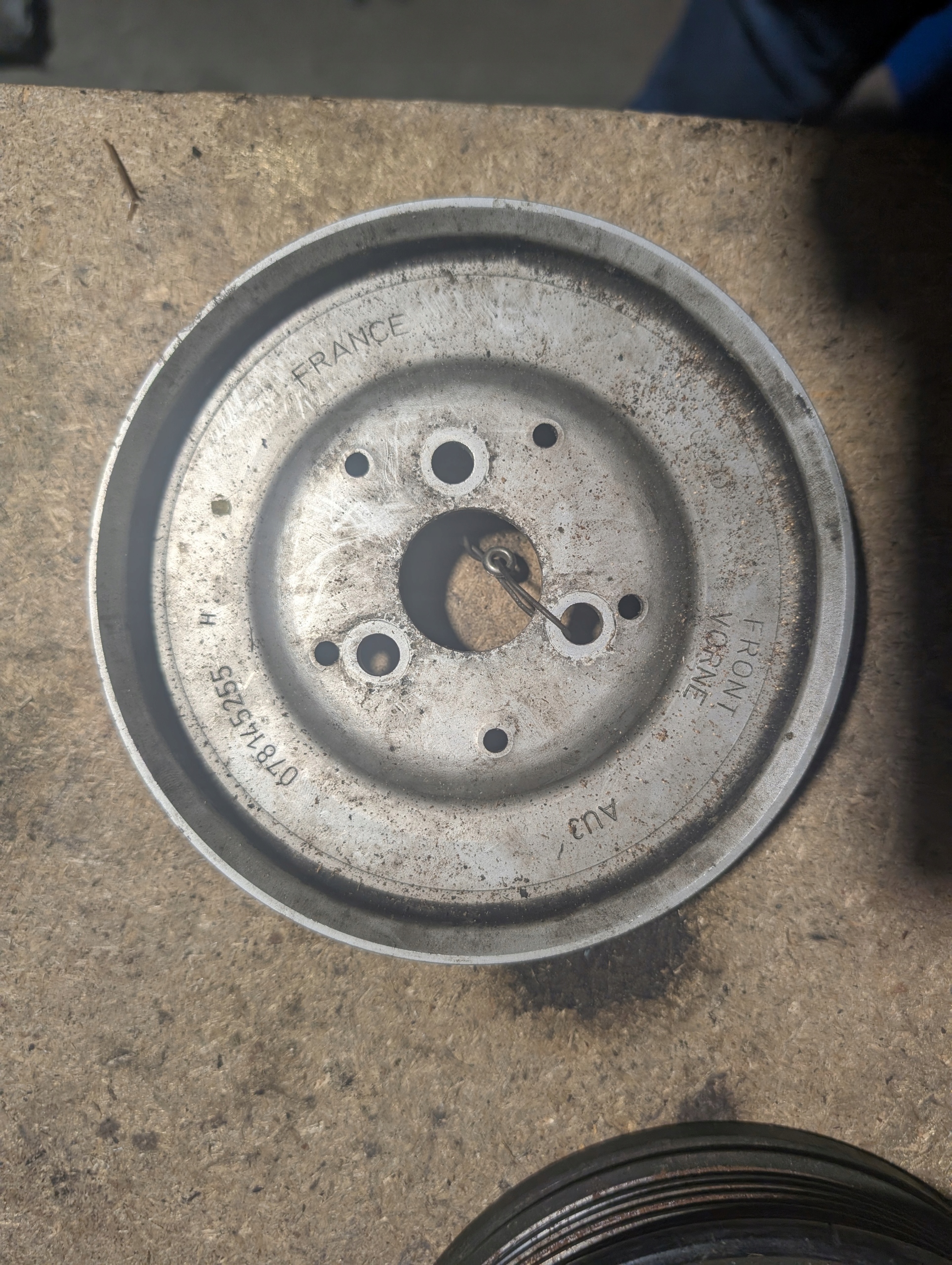 Ohjaustehostimen pumpun pyörä Audi VW 2,6 2,8 V6 078145255H image 2