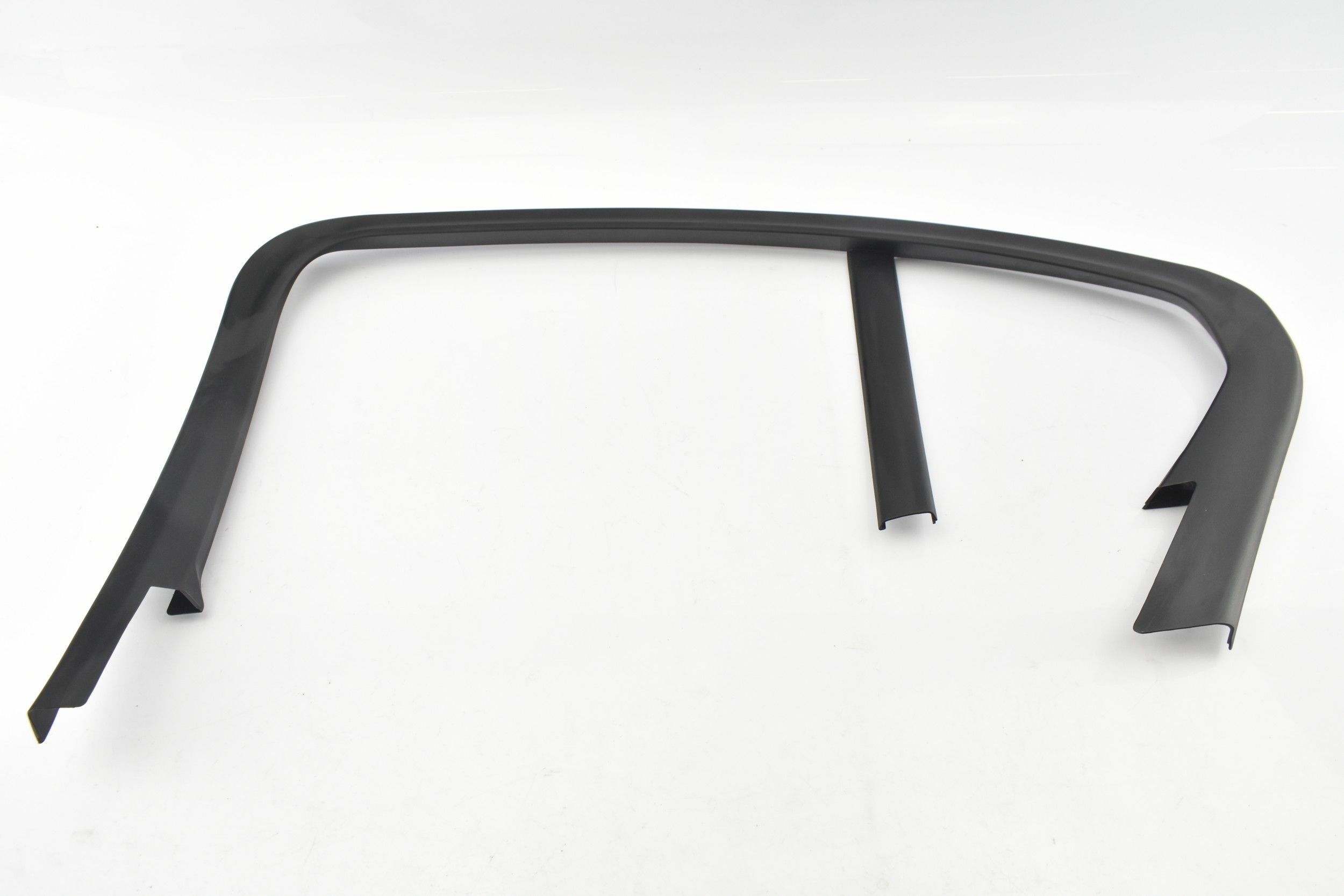 Dörrlist ram bak höger 7447130 BMW G20 image 2