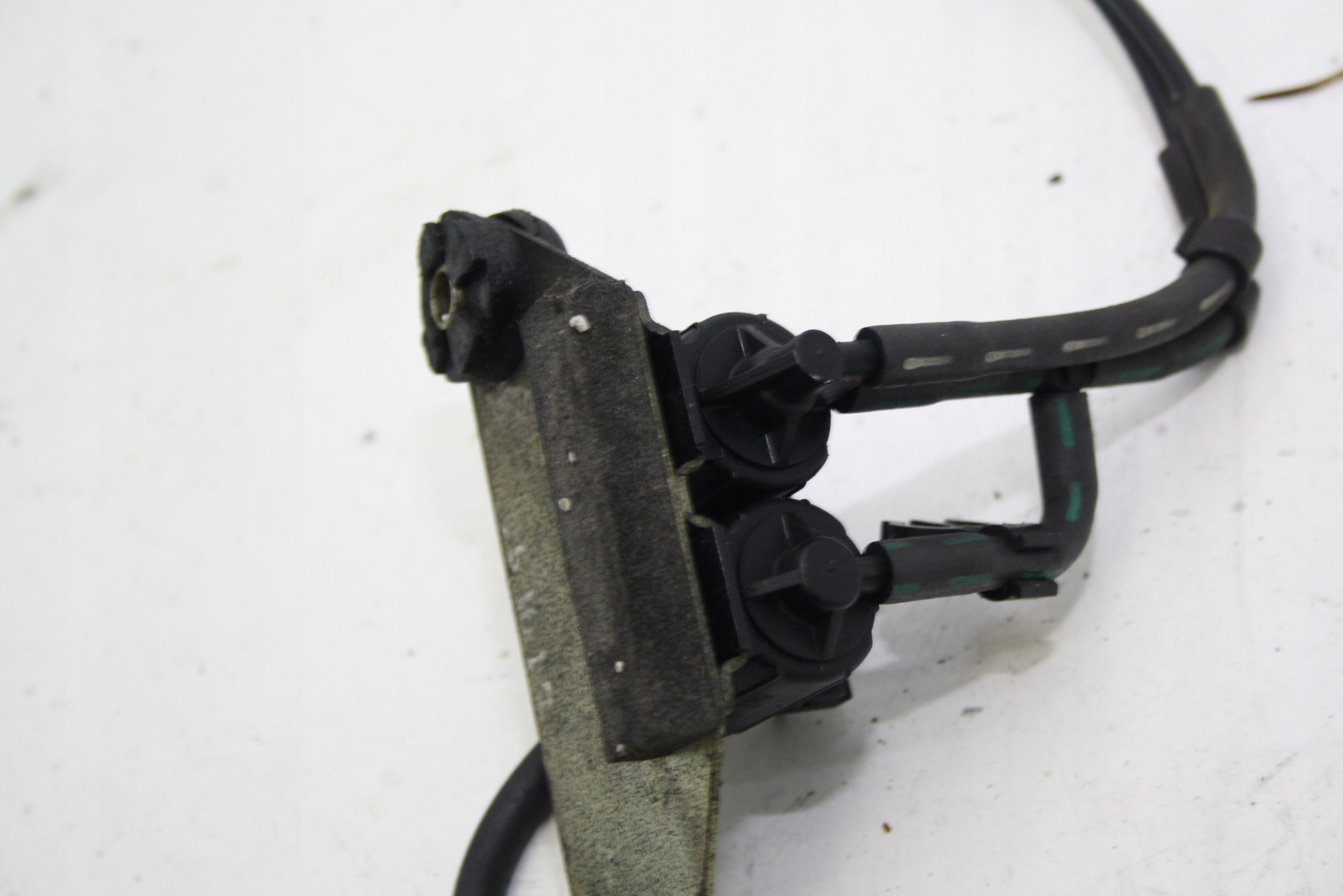 Unterdruckventil Mitsubishi Pajero Sport Shogun 99-06 2,5 TD MR051017 image 5