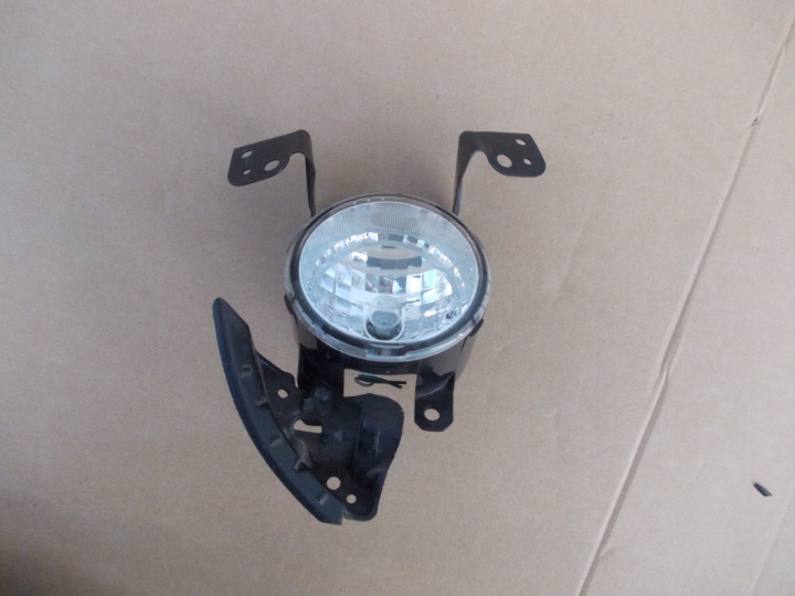 Halogeeni oikea Mitsubishi Space Star II 89207251