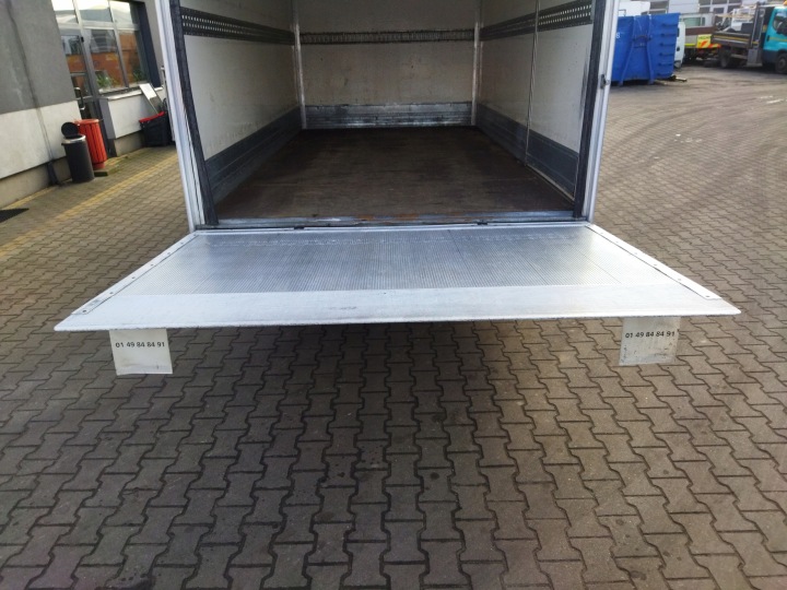 Lastausluukku Dhollandia 750 kg