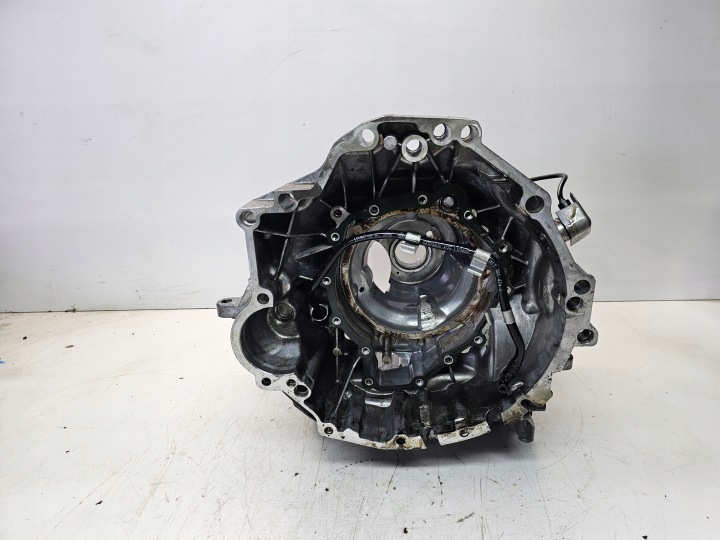 Vaihteiston kotelo LDU Audi A4 A6 01T301103C