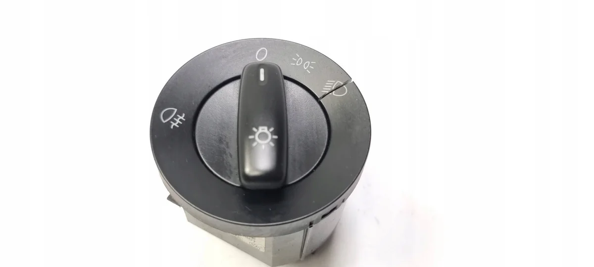 Interrupteur feux VW Touran 1K0941431BC